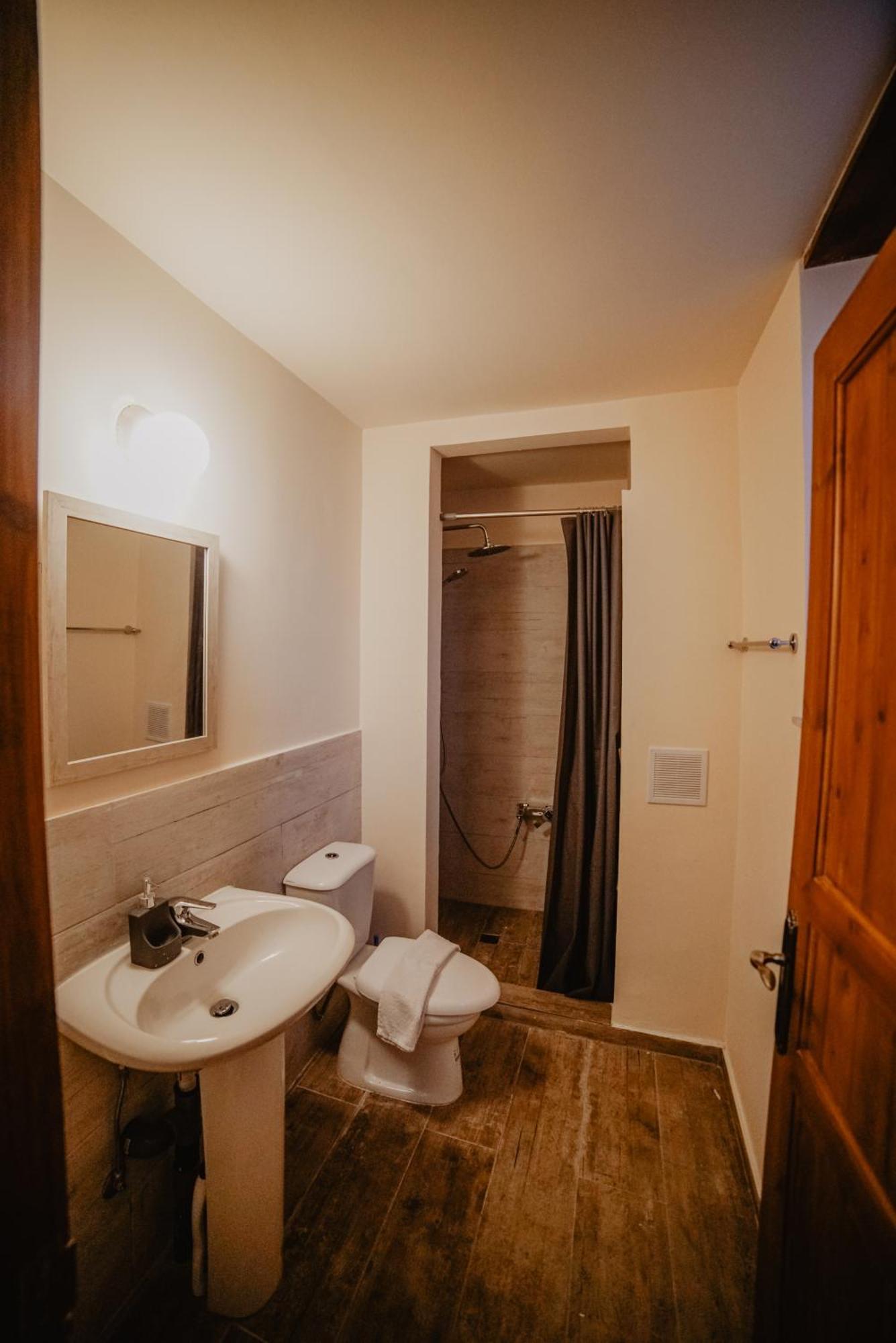 The Stonehouse Suites With Private Bath Spas Limasol Oda fotoğraf